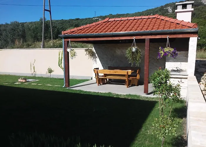 Cirjak 아파트 *