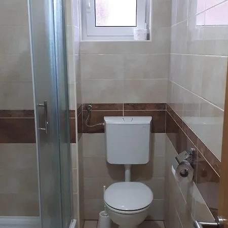 דירה Cirjak
