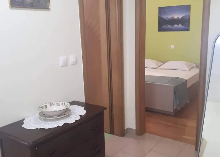 Cirjak 아파트 *